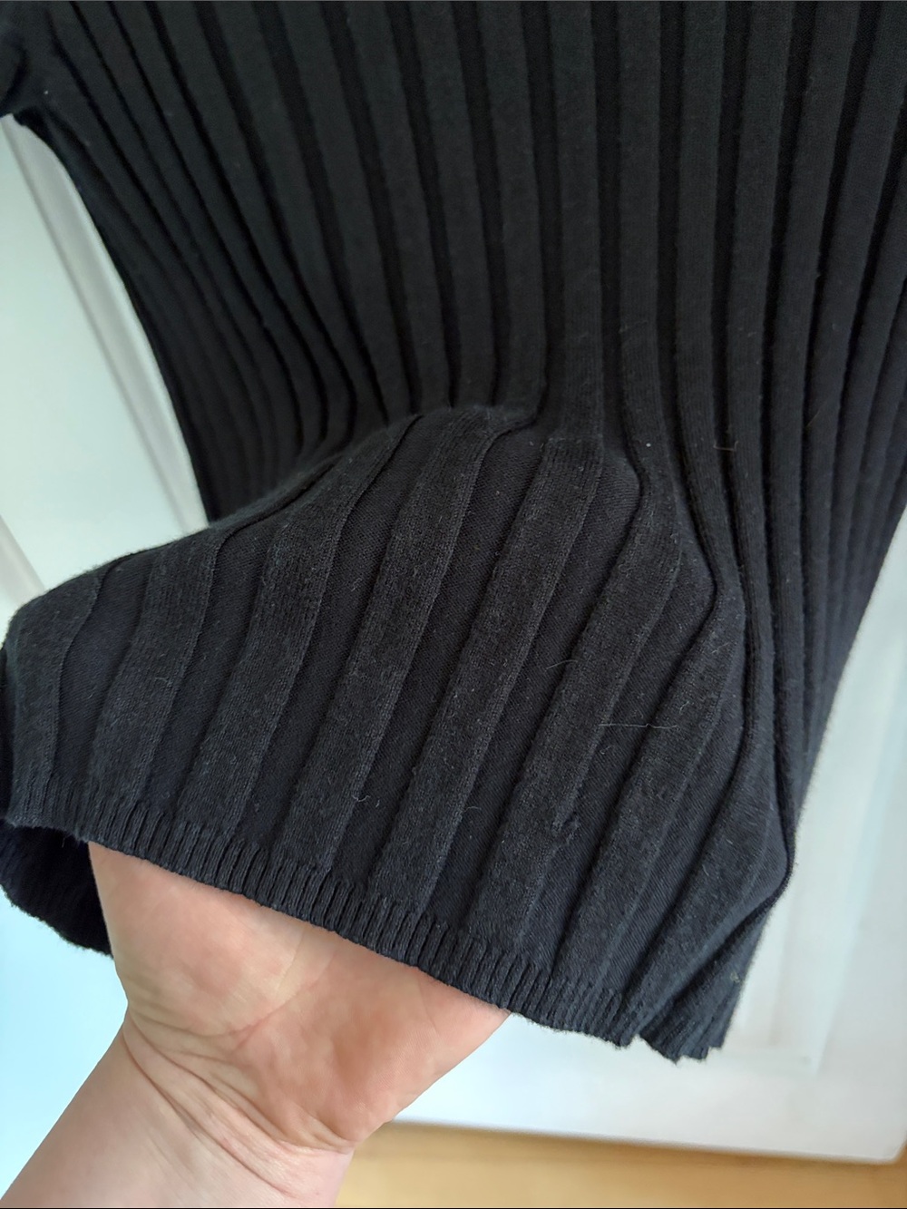 Talbots • Vintage Petites Black Ribbed Sweater Tee (Size M) - Picture 6 of 8